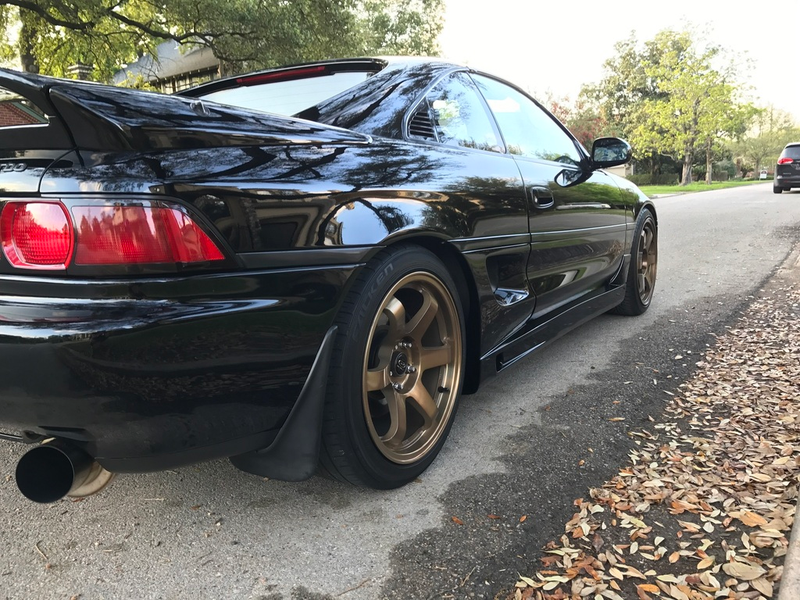 Illustration for article titled For $11,500, Could This Modded 1993 Toyota MR2 Turbo Be Your New Obsession?